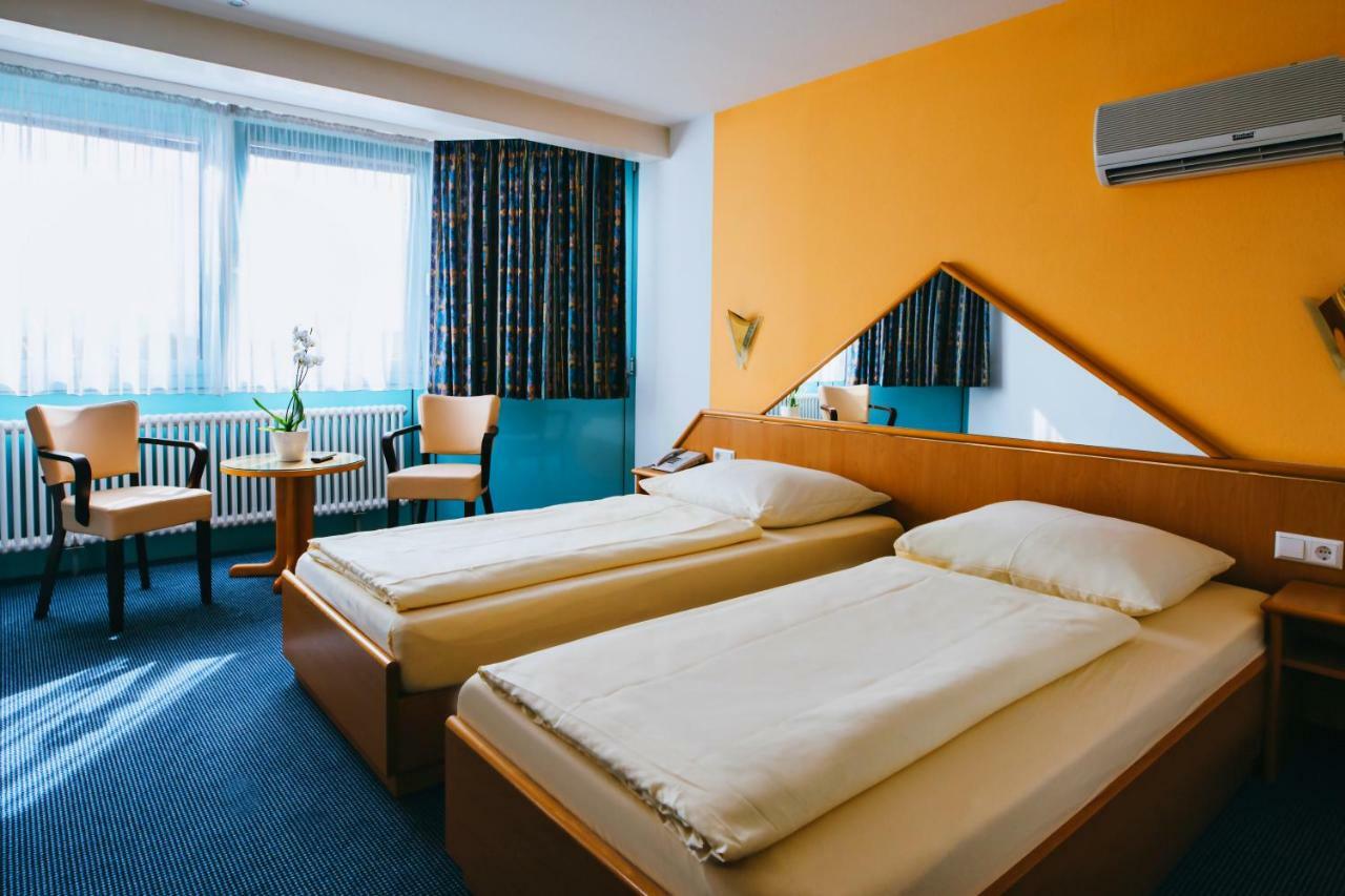 וייל אם ריין Hotel Central מראה חיצוני תמונה