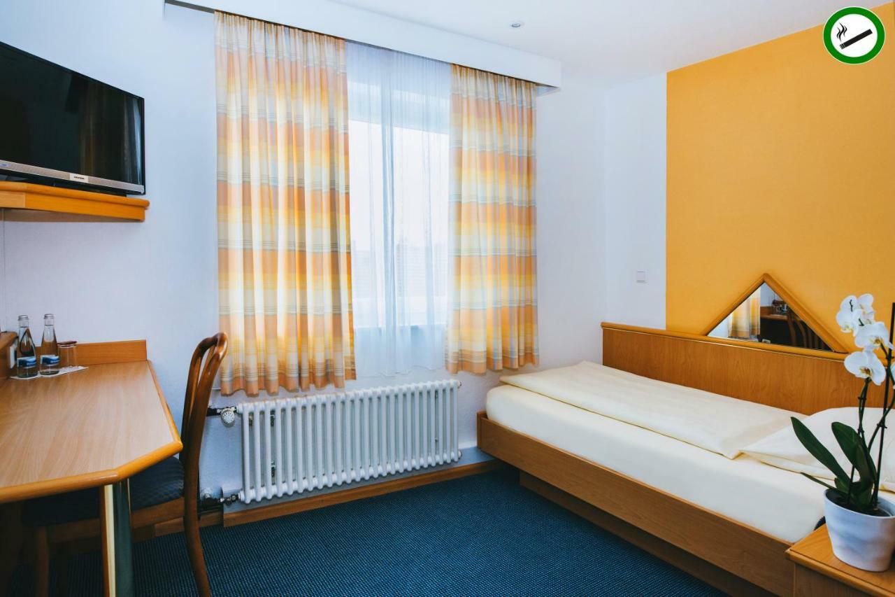 וייל אם ריין Hotel Central מראה חיצוני תמונה